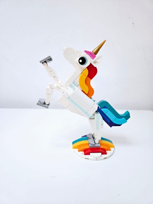 Lego Creator 31140 - Magical Unicorn (2023)