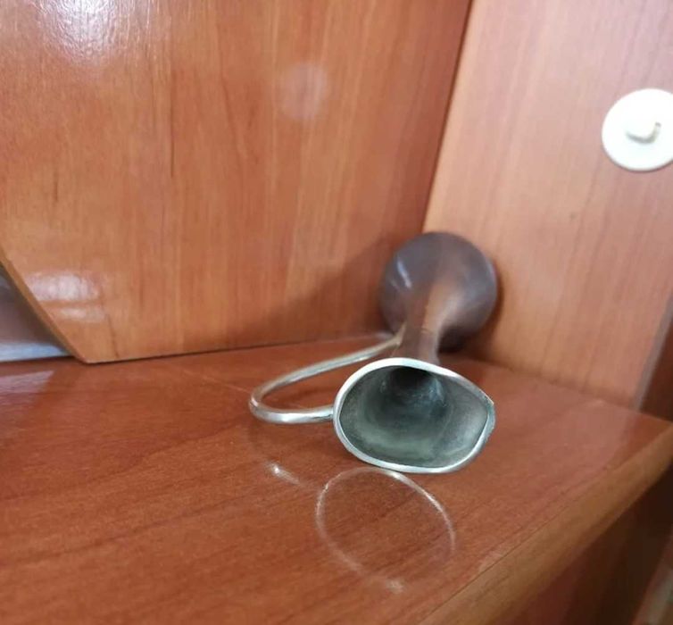 Старинна ваза винтаж