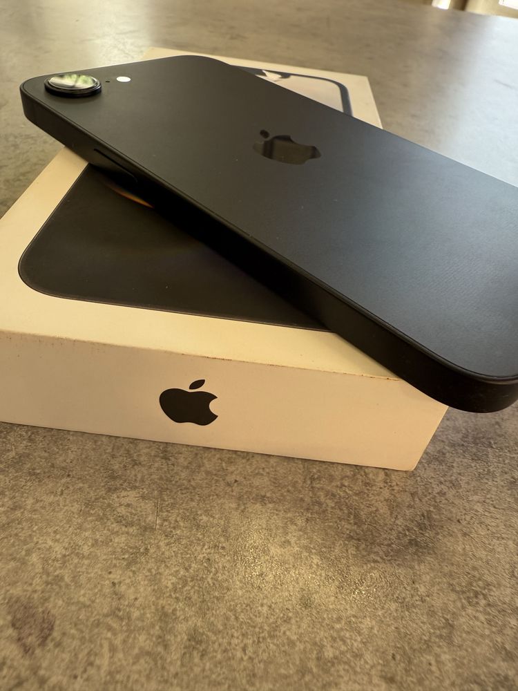 Iphone 16e 128GB 100% Б-106417