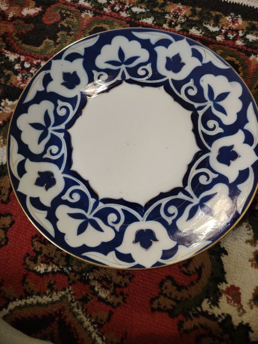 Олдинги идишлар арзонга