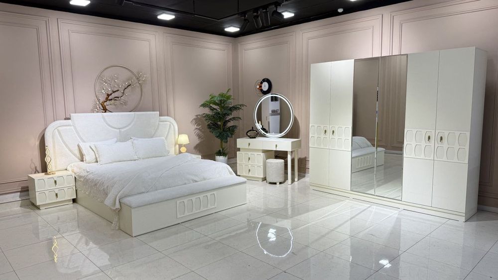 Спальный гарнитур 9 млн