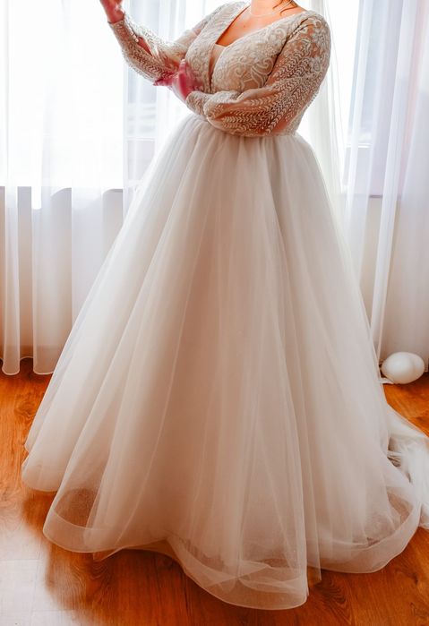 VÂND Rochie de mireasa