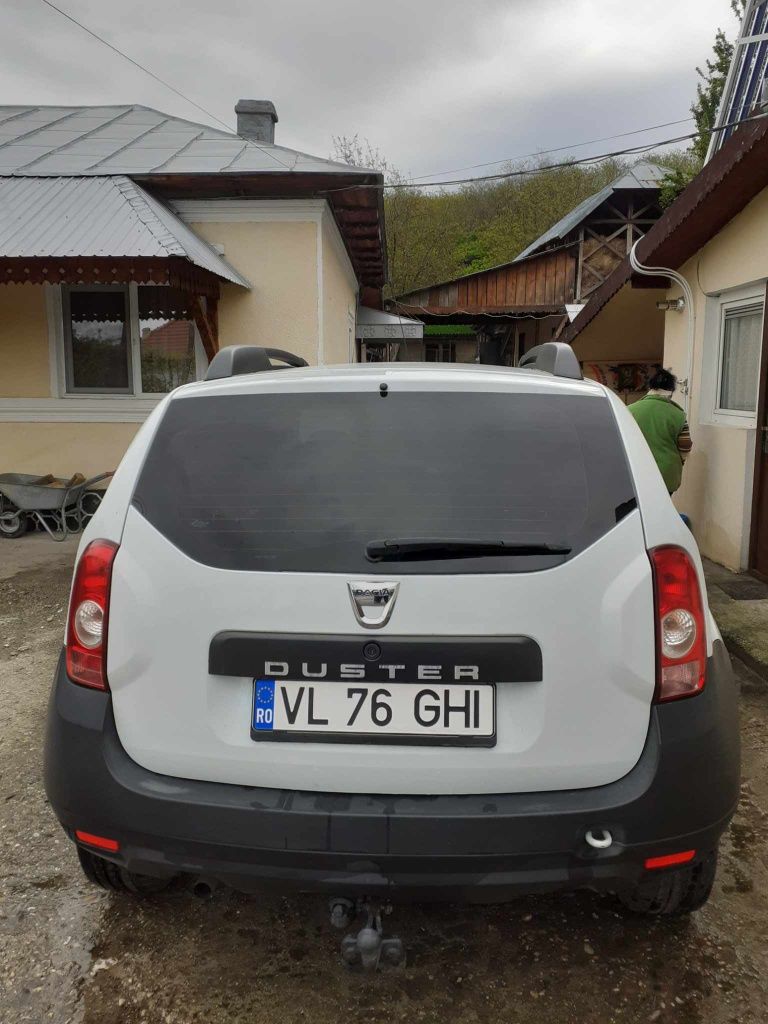 Vând/schimb urgent Dacia Duster 1.5 diesel 90cp