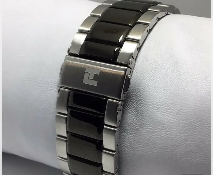 Часы мужские, Ted Lapidus Swiss made