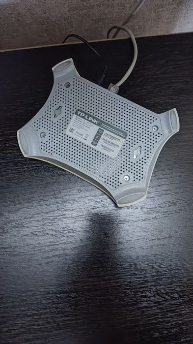 Продам роутер WiFi (модем сетевой) TP-link в хорошем состоянии,.