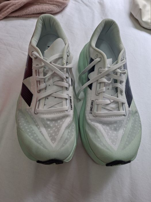 New balance rebel v4