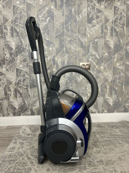 Пылесос LG kompressor
