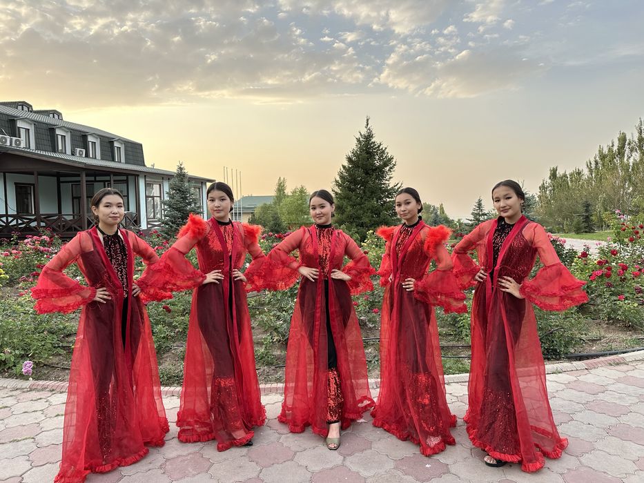 Танцевальный костюм