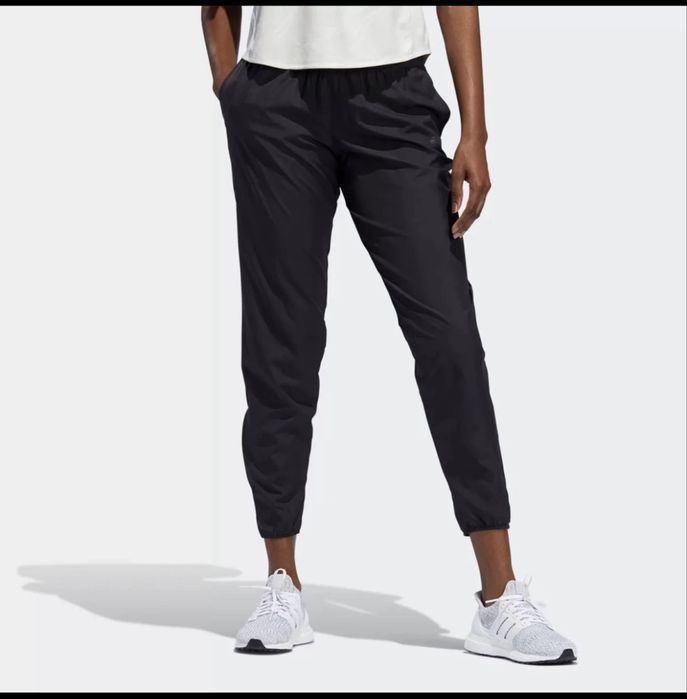 Спортивые штаны Adidas