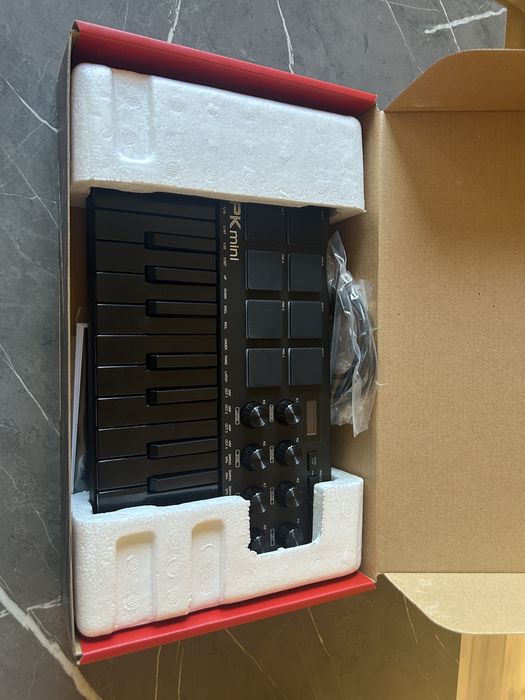 Akai MPK mini MK3 claviatura midi
