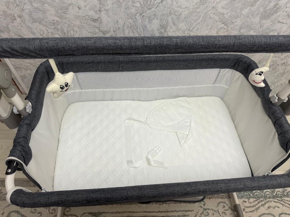 Продам детскую электронную люльку в отличном состояний.