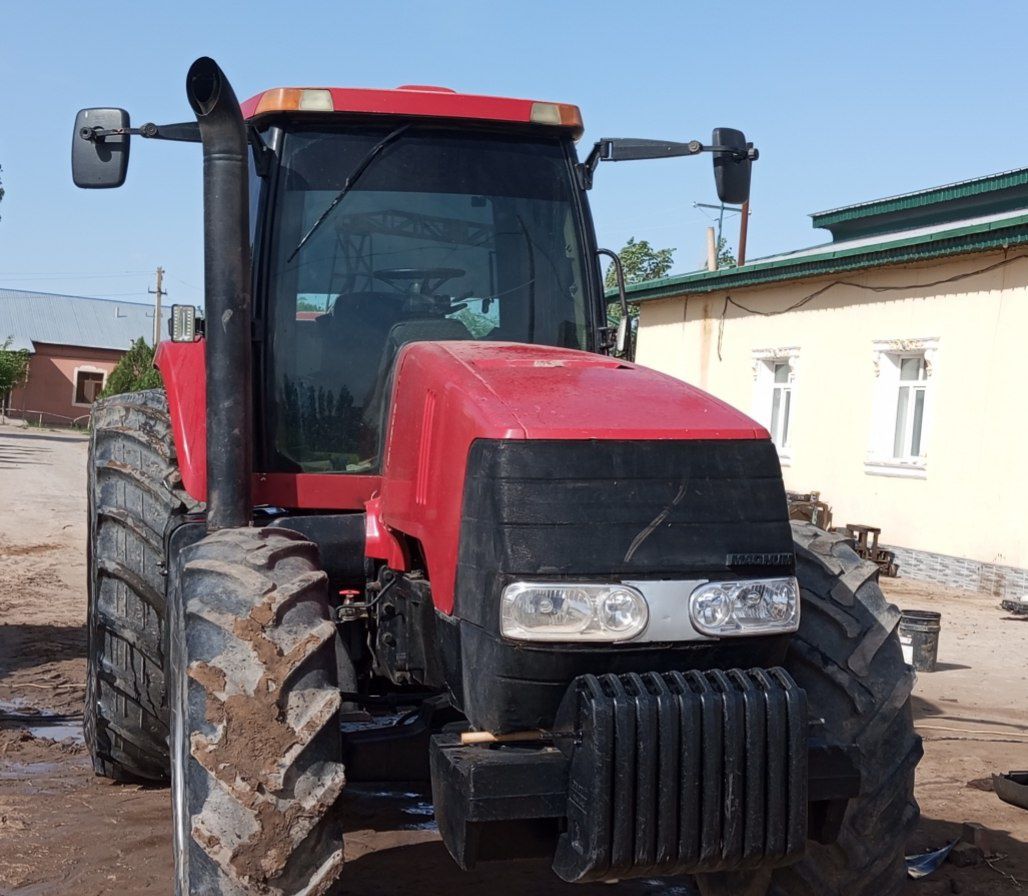 Case Magnum Mx 240