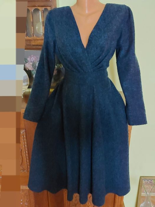 Rochie superba din stofa de lana  cu captuseala de matase si bumbac