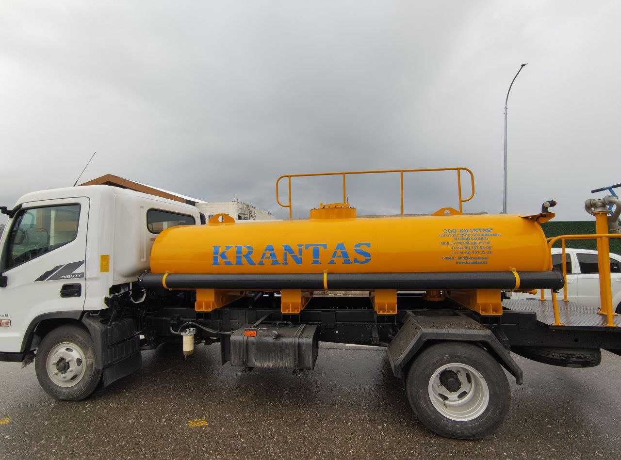 Поливомоечная машина  4 м3 HYUNDAI EX8
