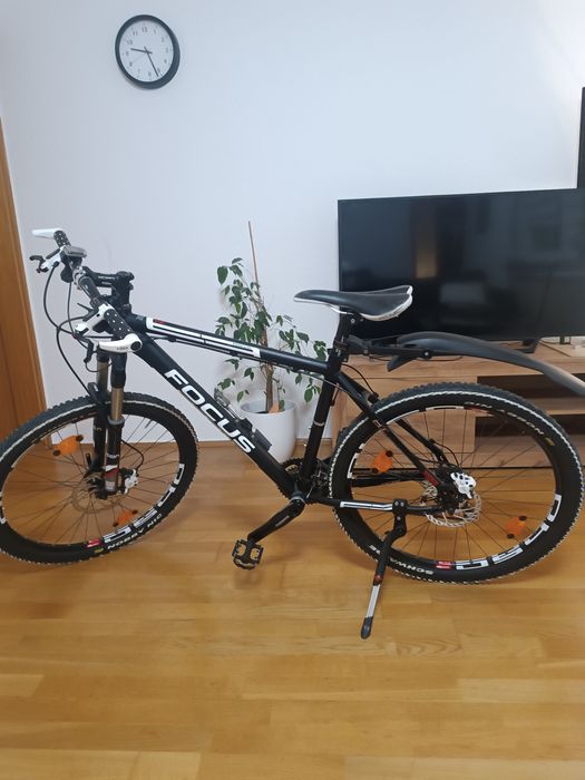 Bicicleta MTB FOCUS Black Forest