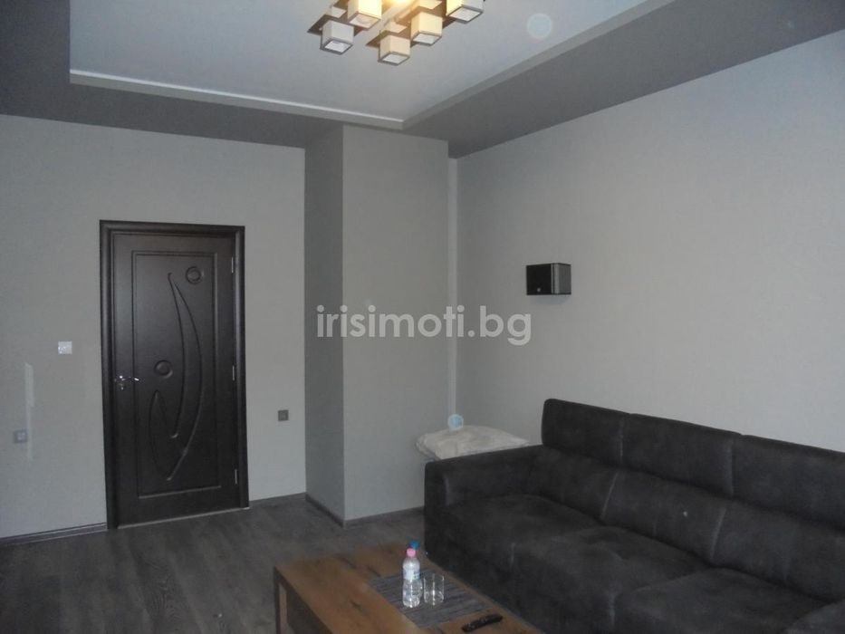 Продава се Къща в София, Княжево - 400 кв.м за 1238 €/кв.м - Снимка #1