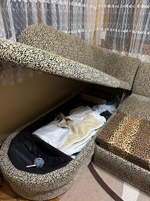 Разтегателен ъглов диван - закупен от фирма Паралел (Нани хоум)