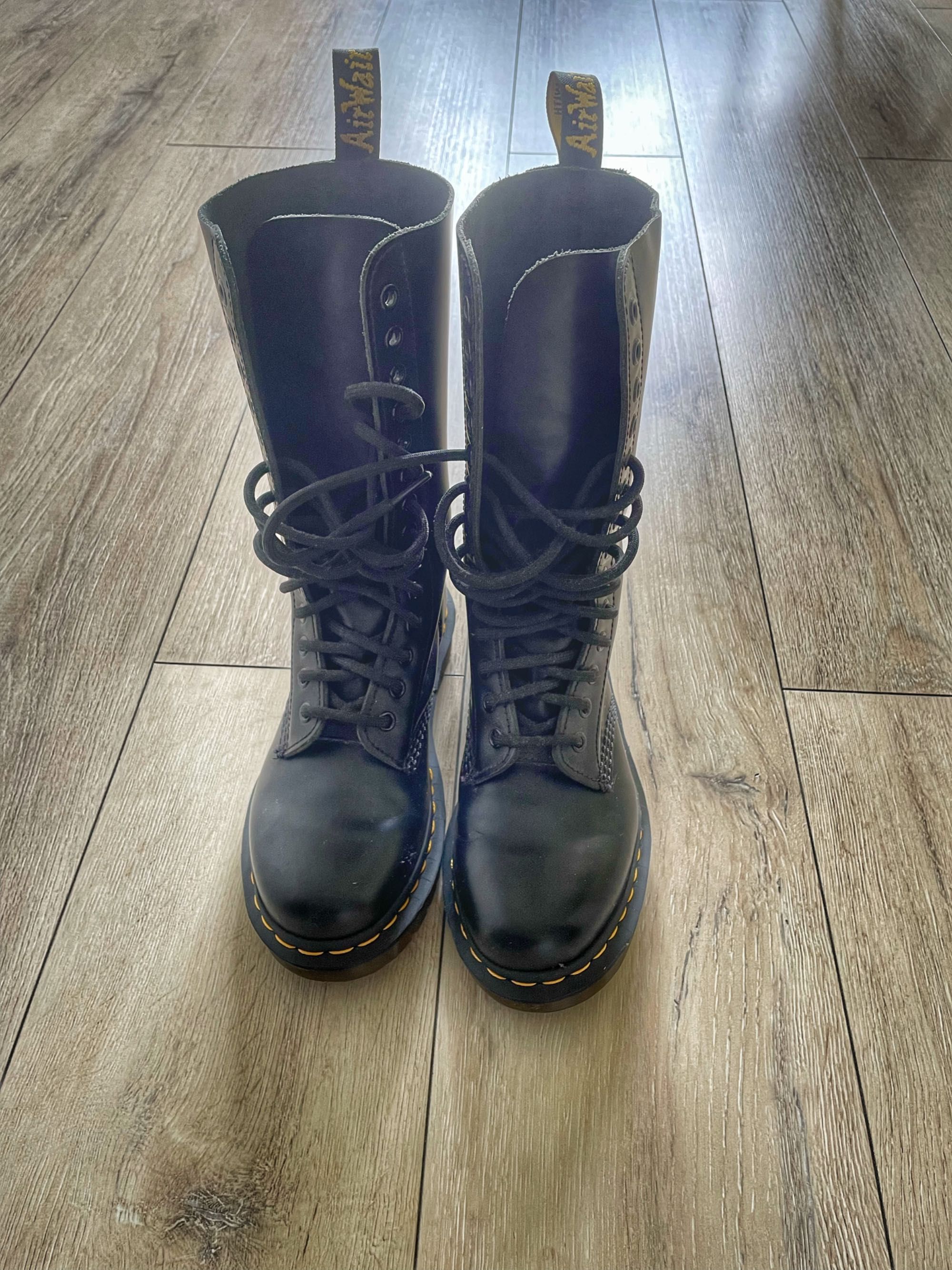 Ghete Bocanci Dama Dr Martens