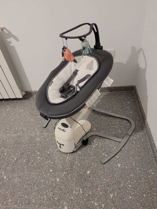 Leagan bebelus baterii plus alimentare 220v.