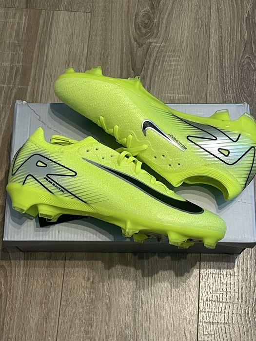 Nike Mercurial Vapor 16 Elite