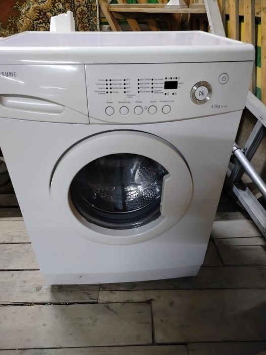 Продам стиральную машину