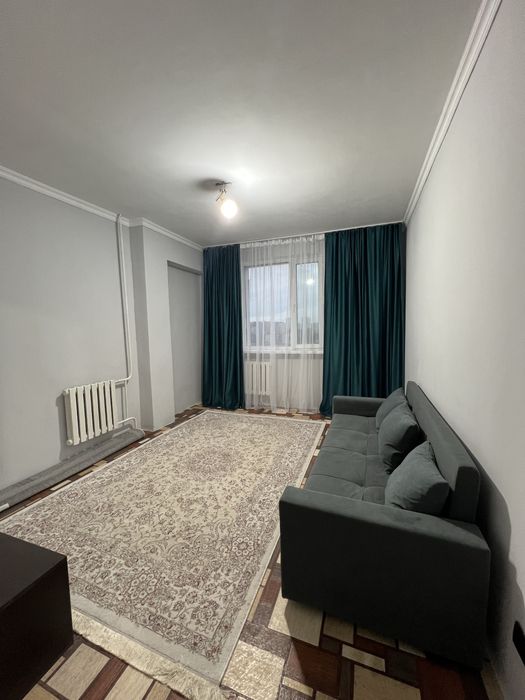 Продам шторы почти новые