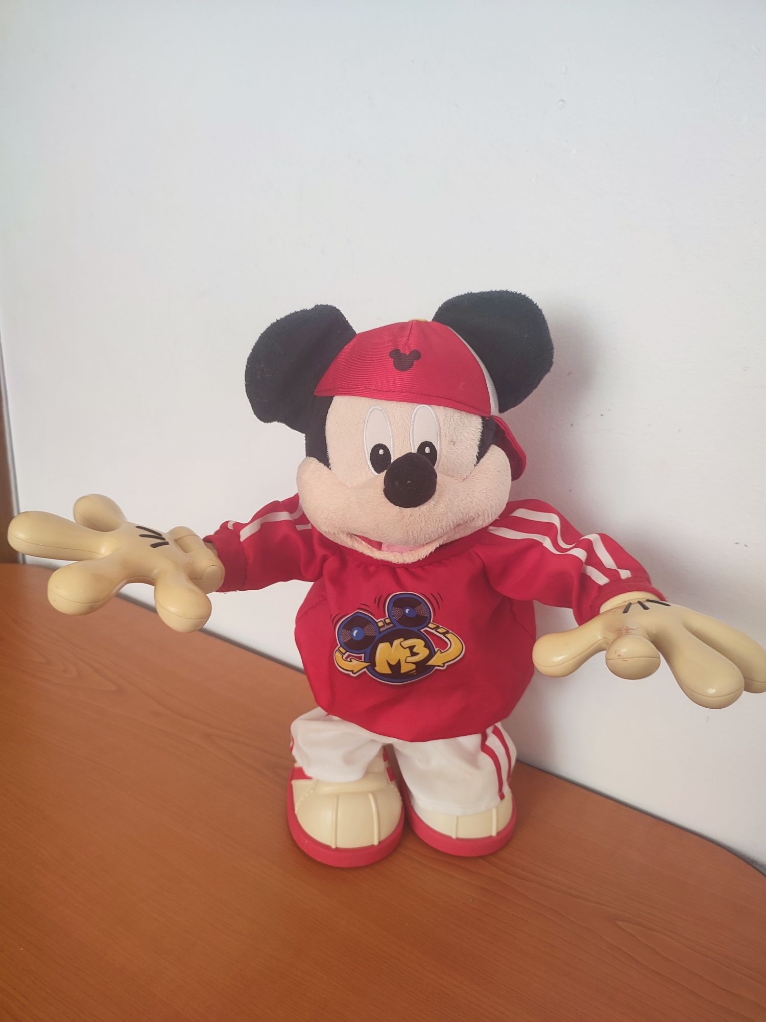 Mickey Mouse. Mickey Mouse Fisher Price. Mickey Mouse hip hop