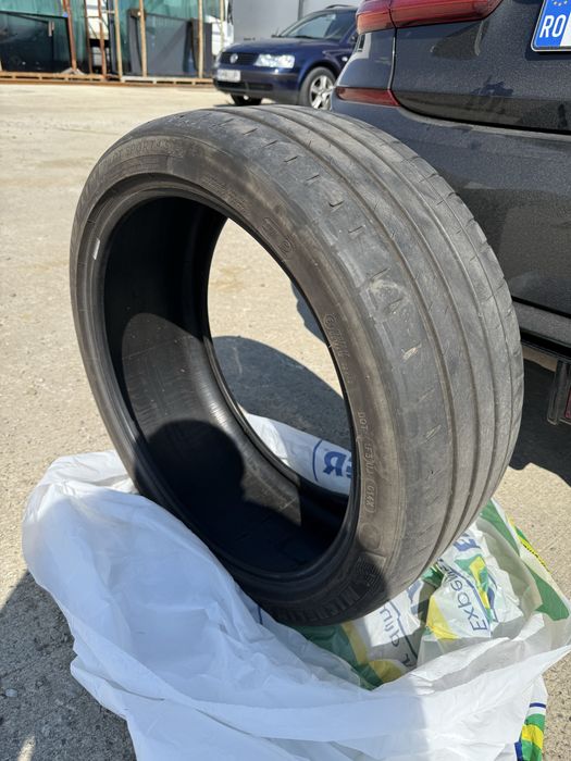 Michelin pilot sport 4S 225/40/19