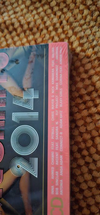 2 cd muzica sigilat Mega Hits 2014 (2014)