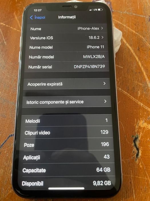 iPhone 11,perfect functional cu mici defecte