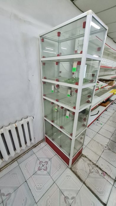 Оборудование для магазина, стеклянные витрины