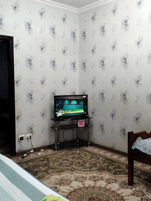 Сдаётся квартира Чиланзар 7 квартал 3/2/4 панель
Chilonzor, 1-kvartira