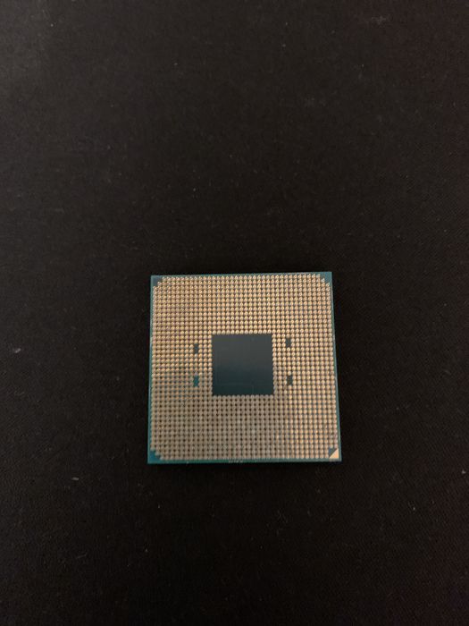 Procesor AMD Ryzen 3 3200 G