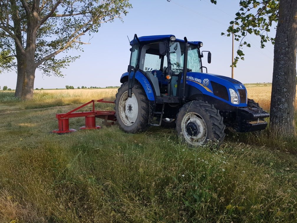 New Holland td5.85