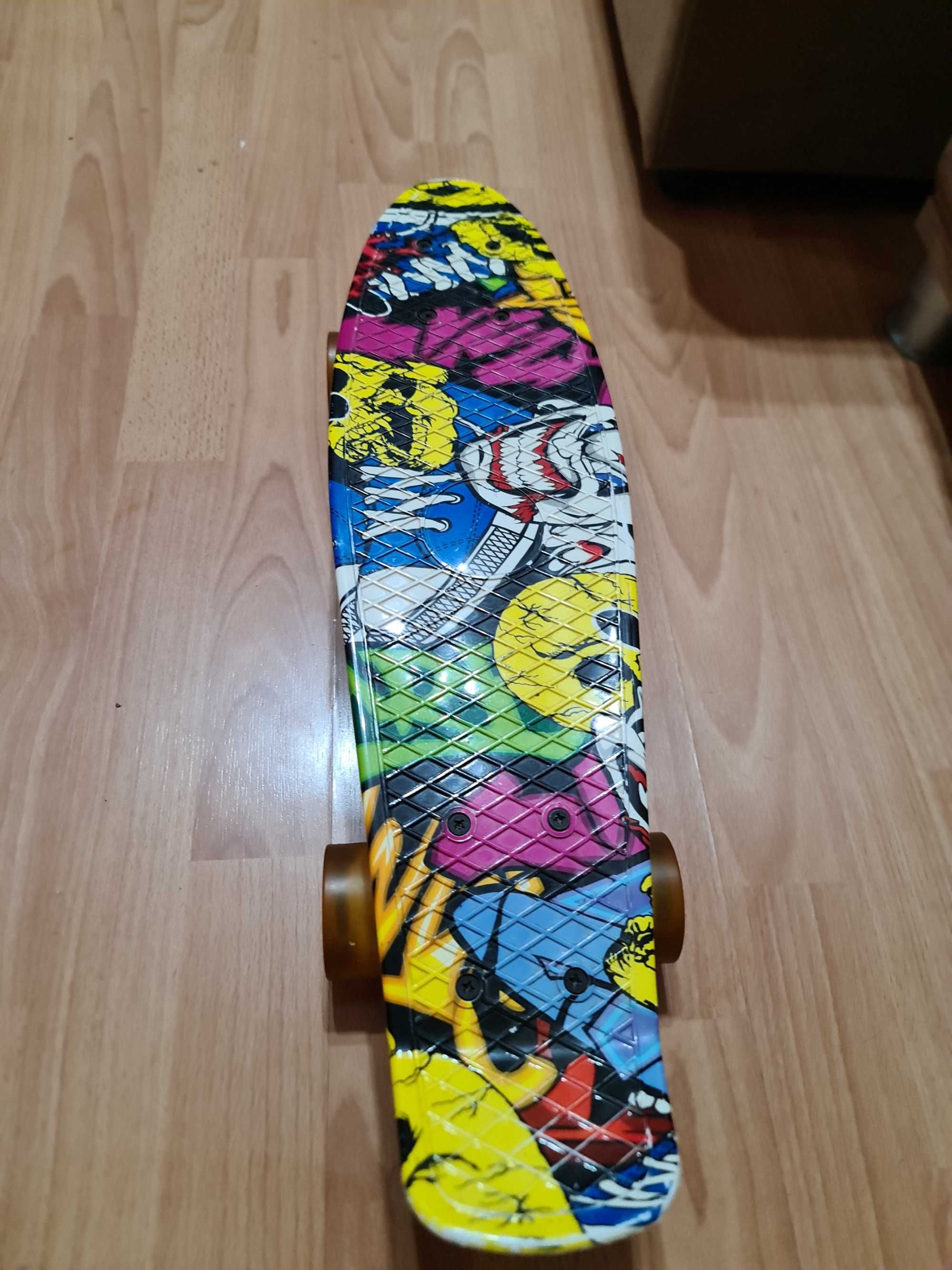 Продам скейт Joker