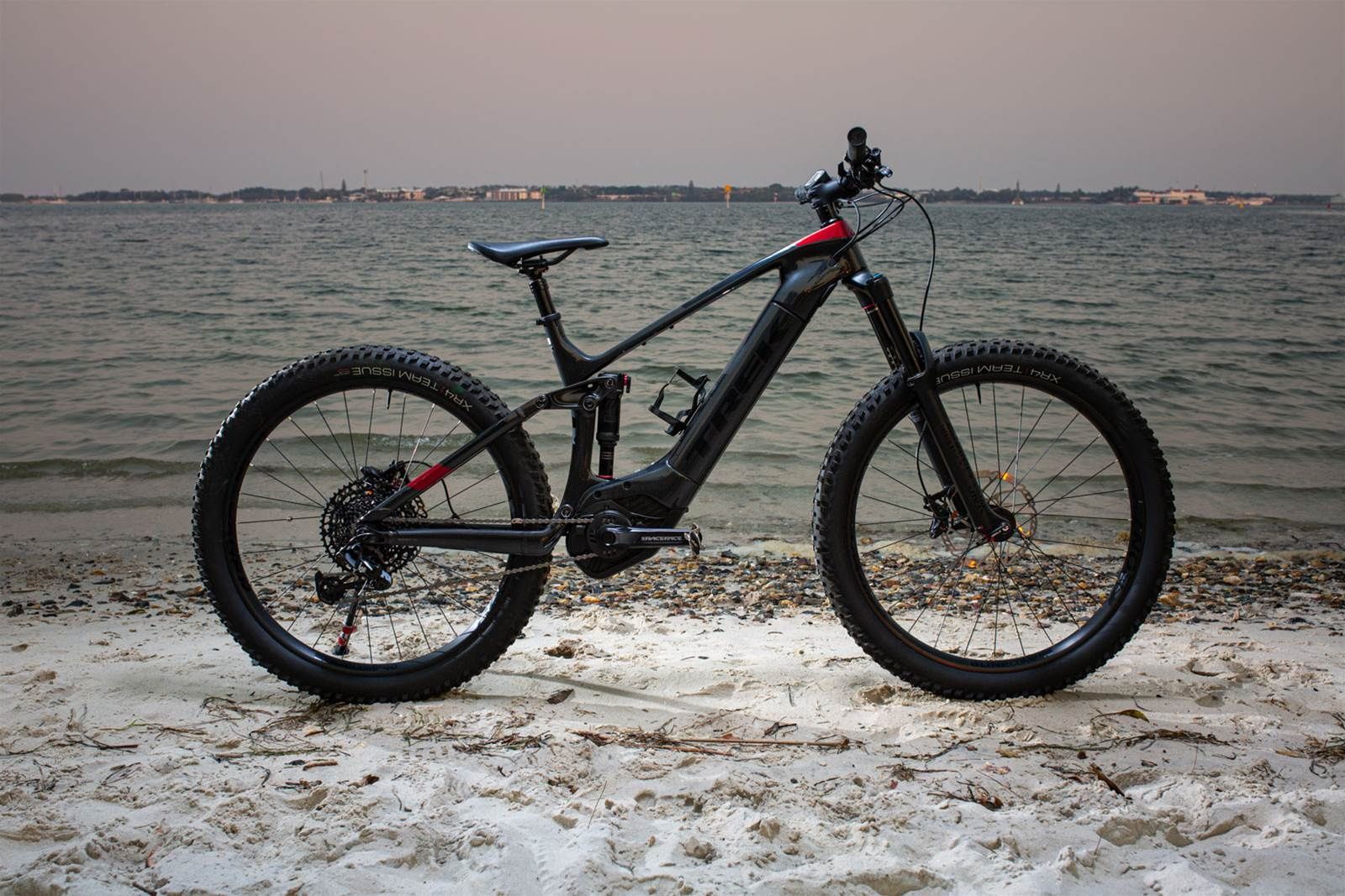 V/S Trek Powerfly LT 9.7 carbon ( ebike bicicleta cube specialized ktm