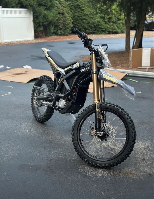 Нов Surron Ultra Bee 21kW