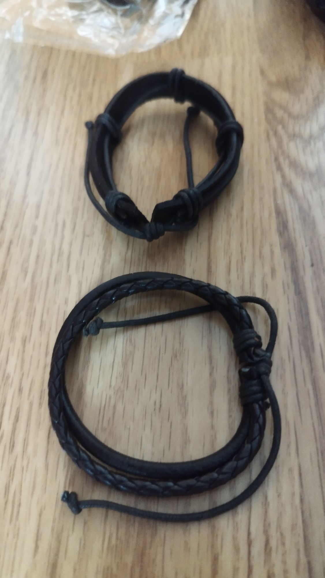 Bratari din piele / imitatie de piele (toate 22)