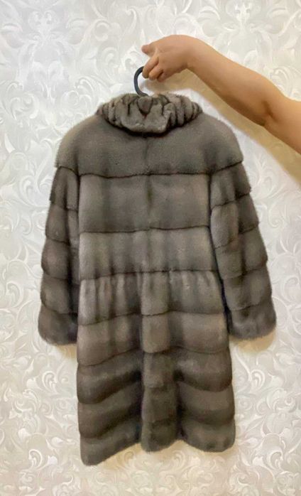 Продам б/у норковую шубу в хорошем состоянии 270 000 тенге