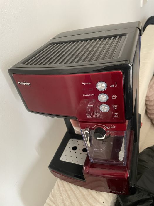 Espressor Manual cu Lapte Prima Latte Roșu Breville