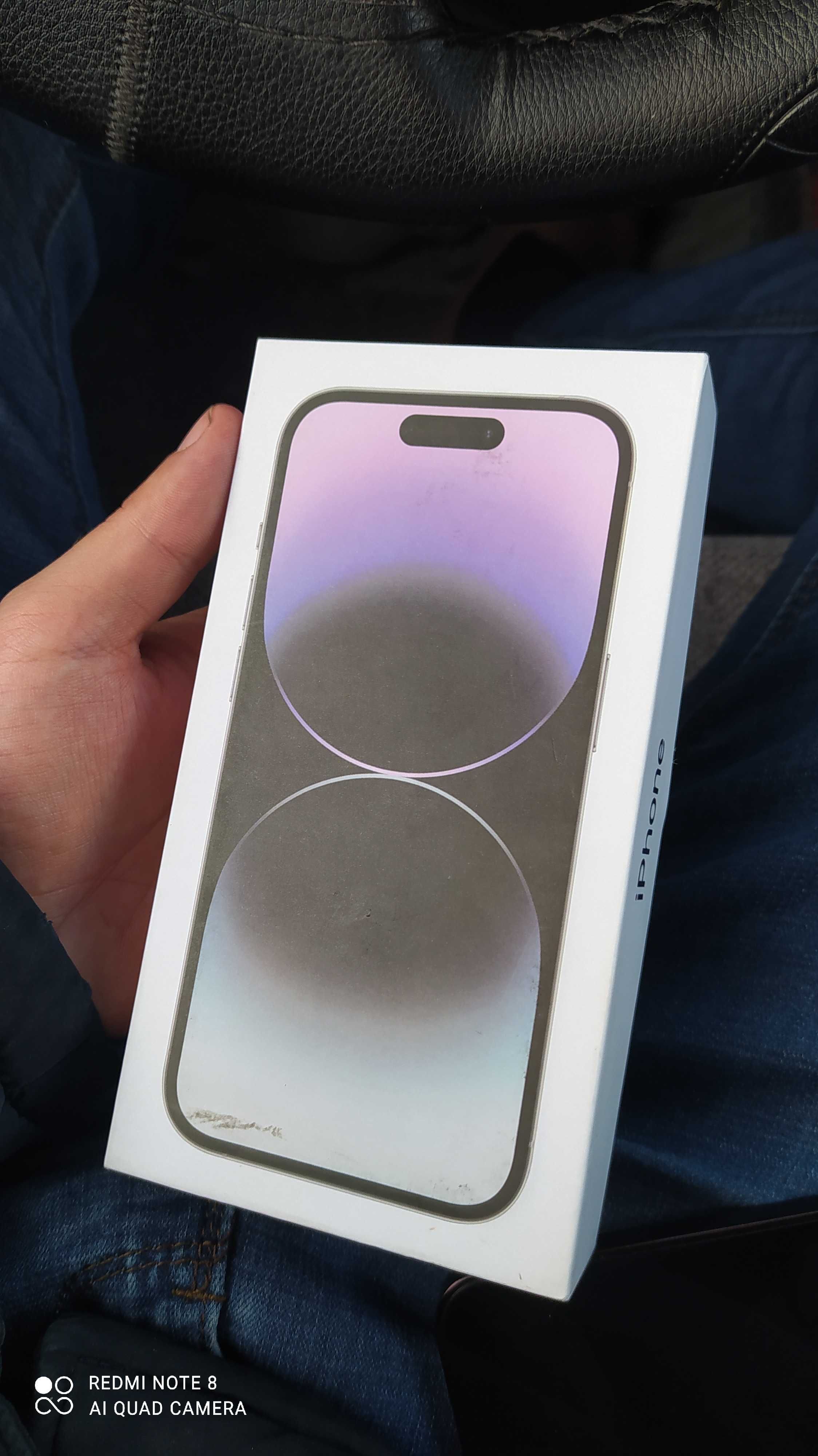 Iphone XR 14 pro korpisida hamma joyi iwlidi batareyka 100%