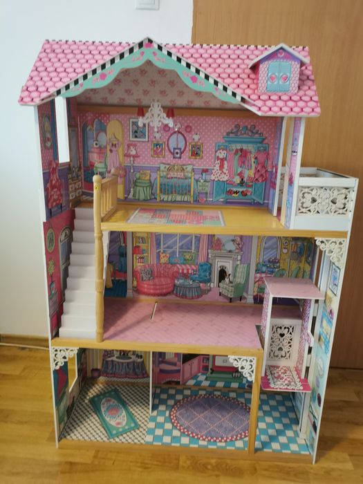Vand casa de papusi fara accesorii
