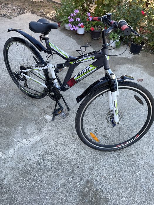 Vand bicicleta REX în stare foarte bună