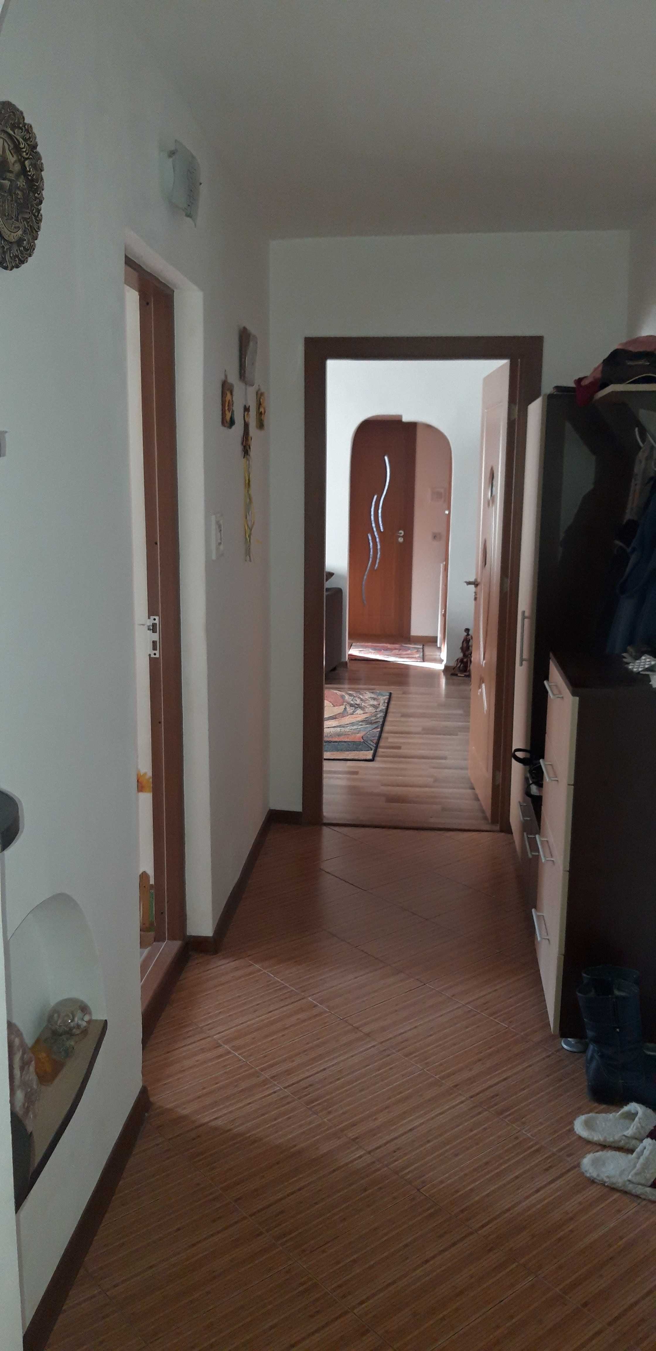 Apartament de vânzare