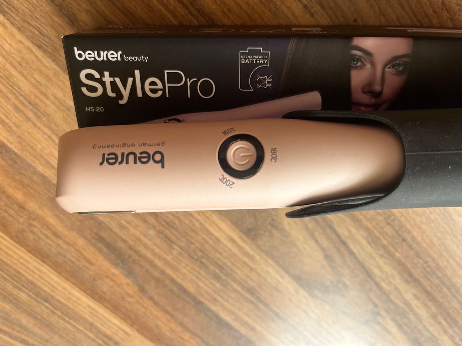 Безжична travel-size преса за коса Beurer StylePro