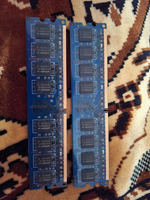 Vand 2 gb ram in stare buna