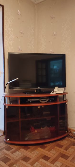 Продам телевизор LG