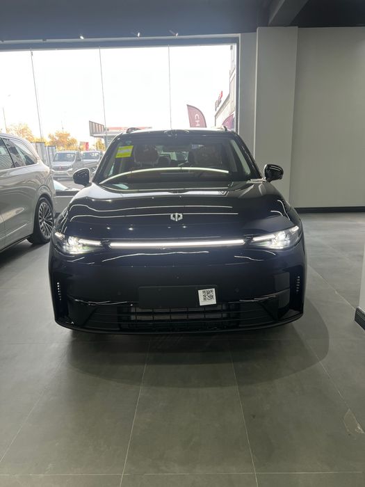 Leapmotor C16 keldi full electr dop positsion