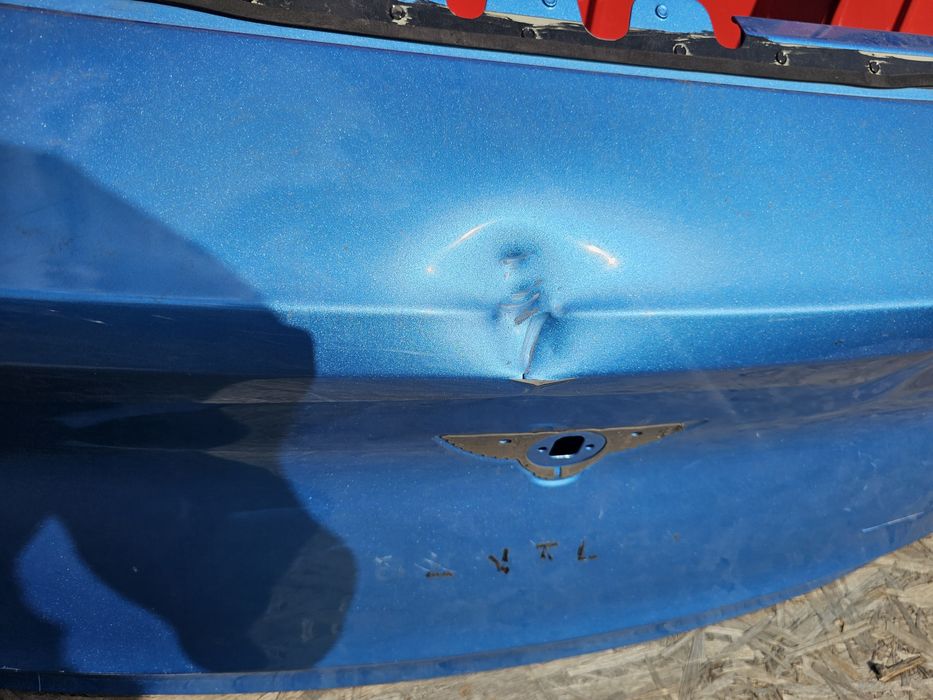 Haion Bentley Bentayga Facelift dupa 2020 cod 36A827159