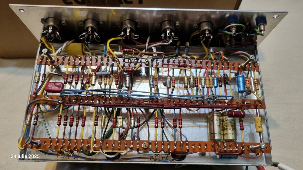 Bijuterie vintage mixer studio german Mvt 20-72
